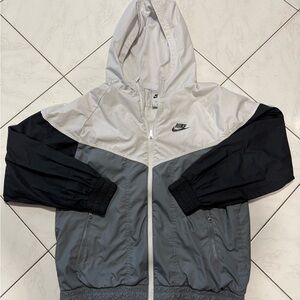Kids Nike Windbreaker